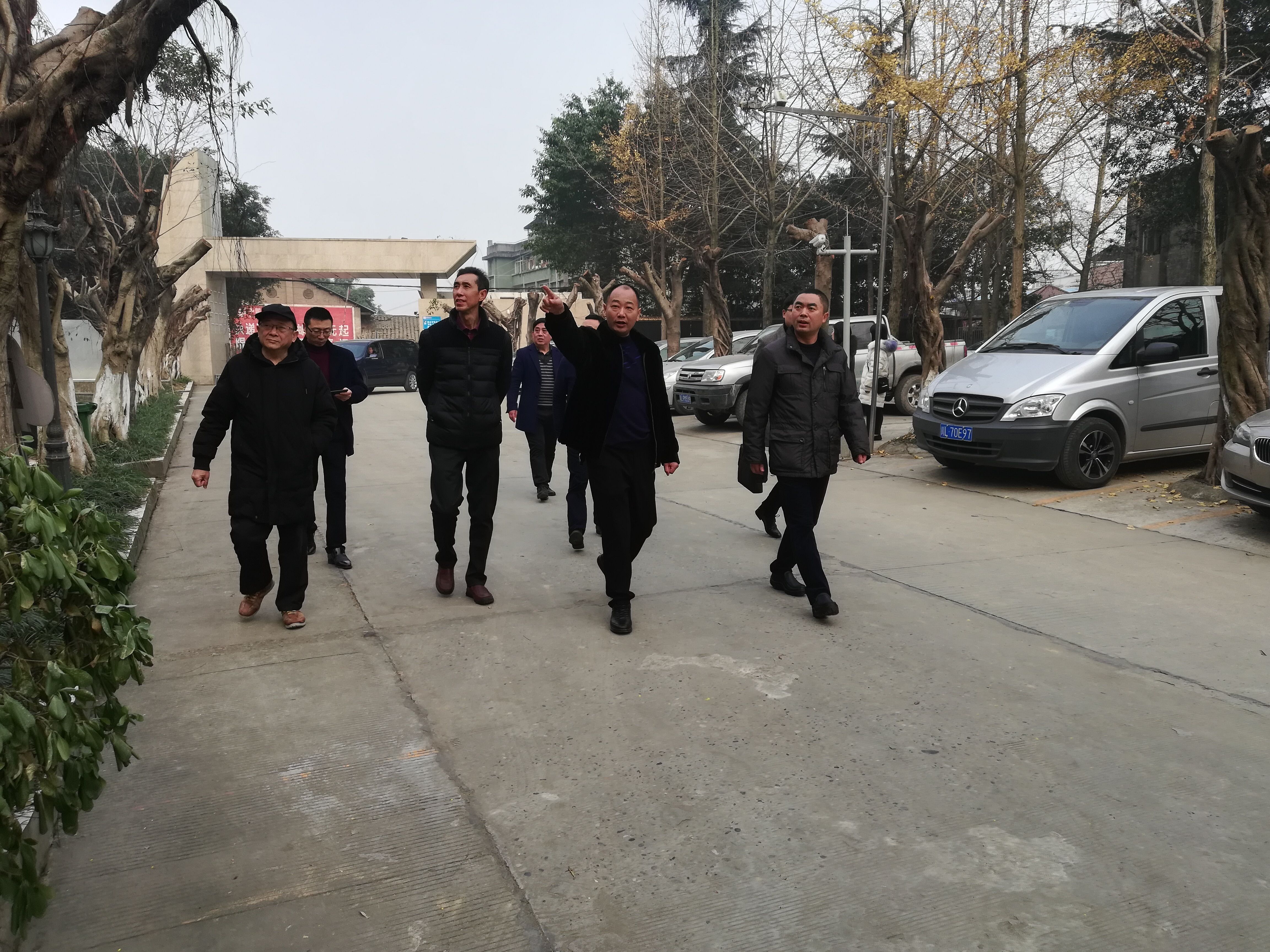 联合办学,发挥学院示范引领作用